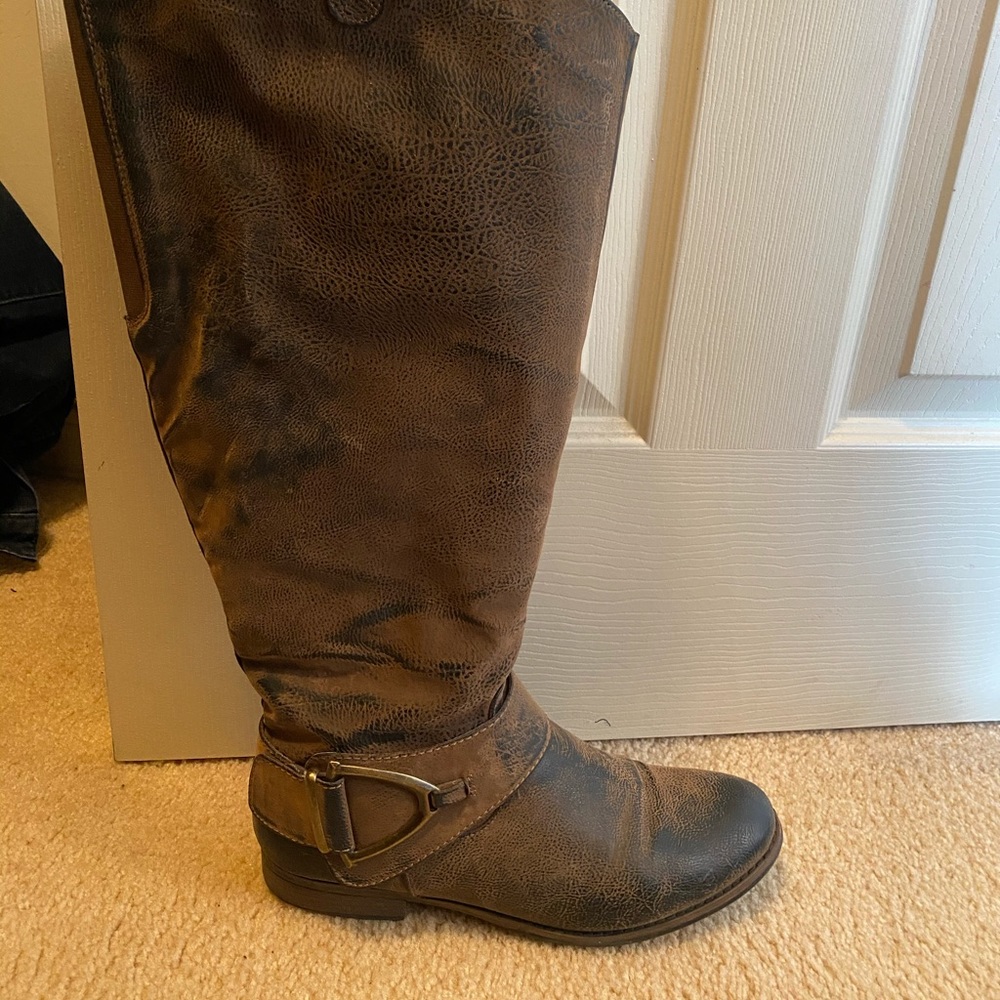 Maurices wide calf boots